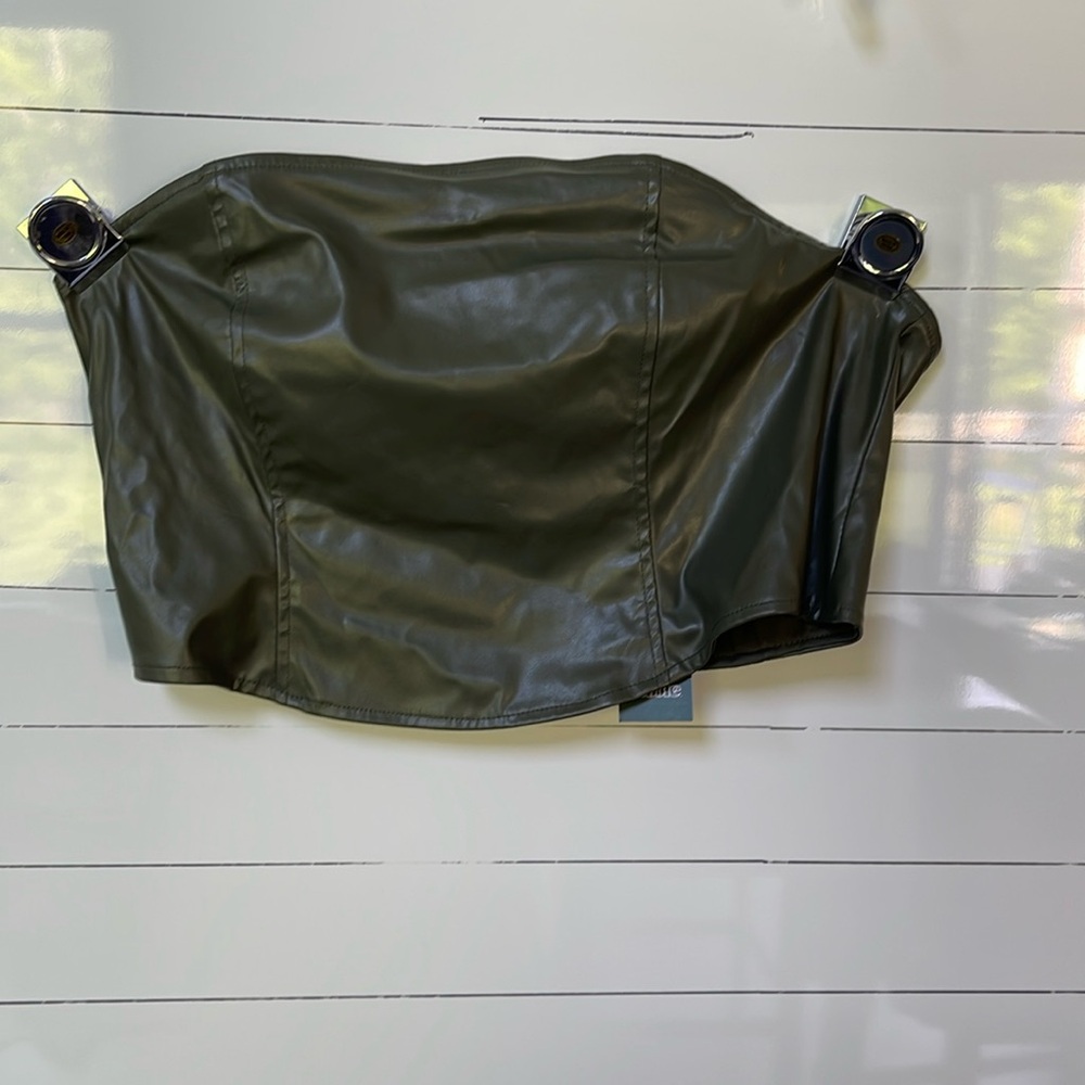 NWT OLIVE GREEN TUBE TOP WITH ZIPPER IN BACK